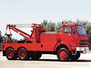 Mercedes-Benz NG 2626A Holmes 750 Wrecker